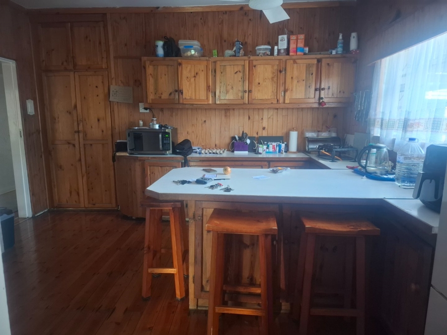 To Let 3 Bedroom Property for Rent in Suidrand Free State